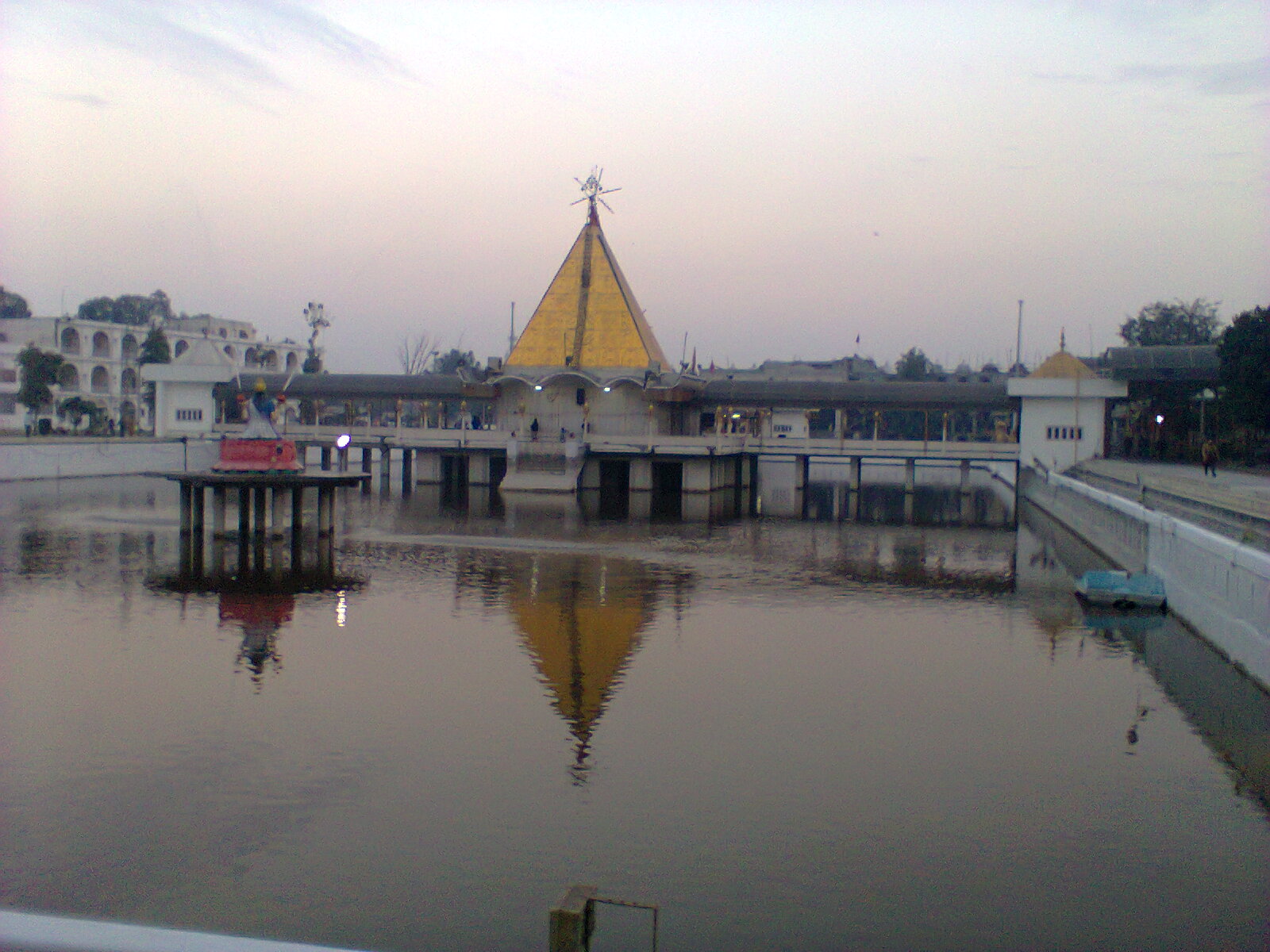 Devi_talab_mandir_jalandhar